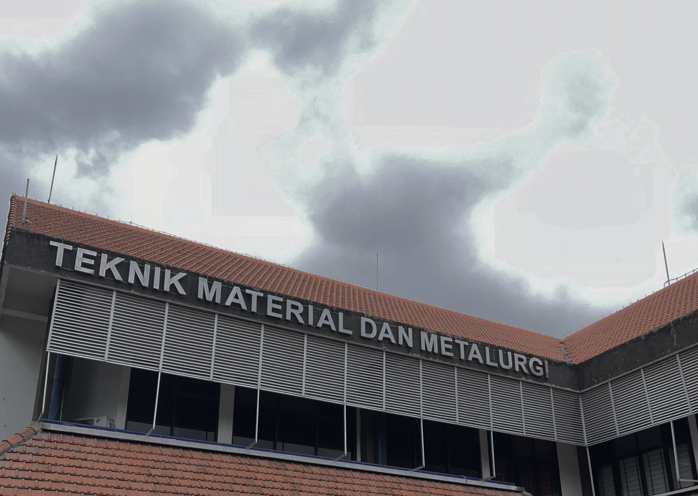 departemen teknik material dan metalurgi